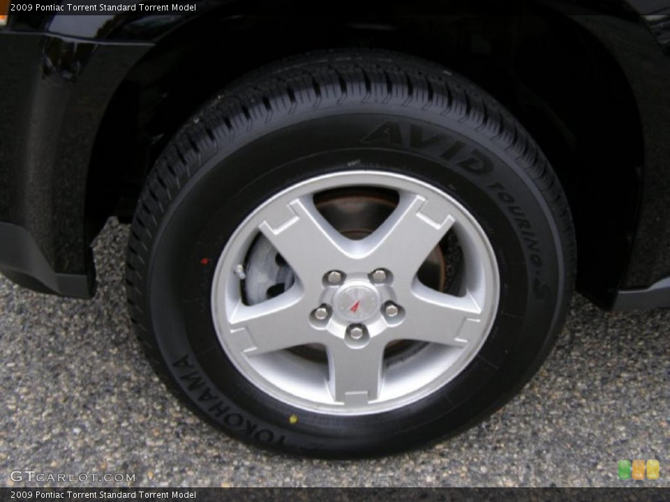 2009 Pontiac Torrent  Wheel and Tire Photo #38765765