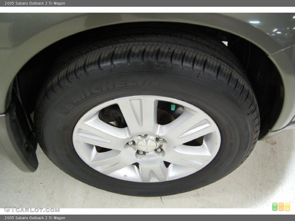 2005 Subaru Outback 2.5i Wagon Wheel and Tire Photo #38767295