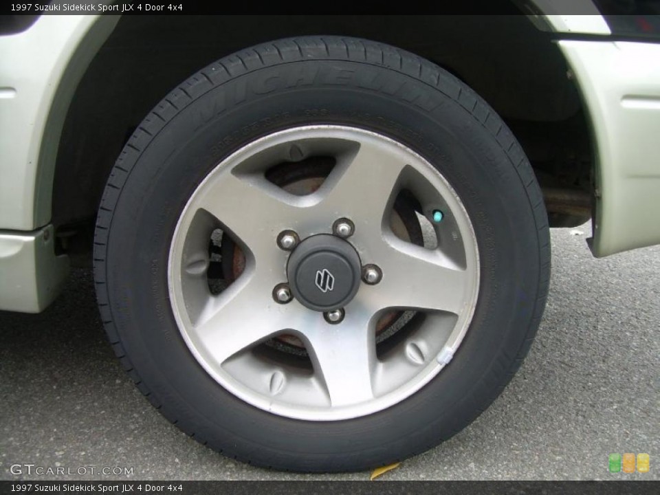 1997 Suzuki Sidekick Wheels and Tires