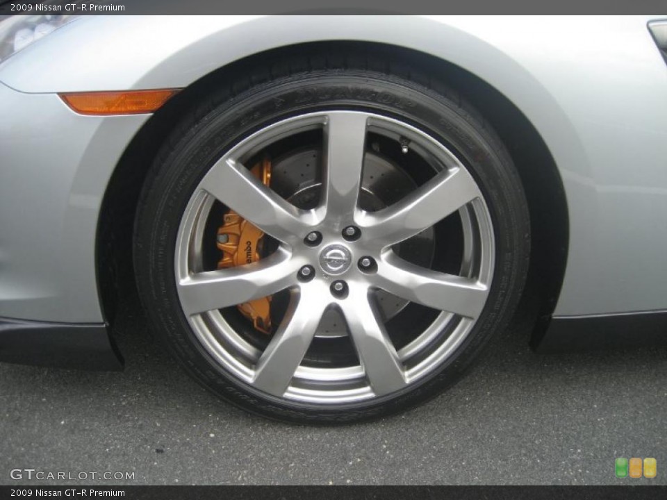 2009 Nissan GT-R Premium Wheel and Tire Photo #38782337
