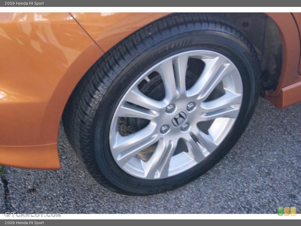 2009 Honda Fit Sport Wheel and Tire Photo #38786274