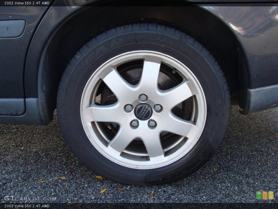 2002 Volvo S60 2.4T AWD Wheel and Tire Photo #38810780