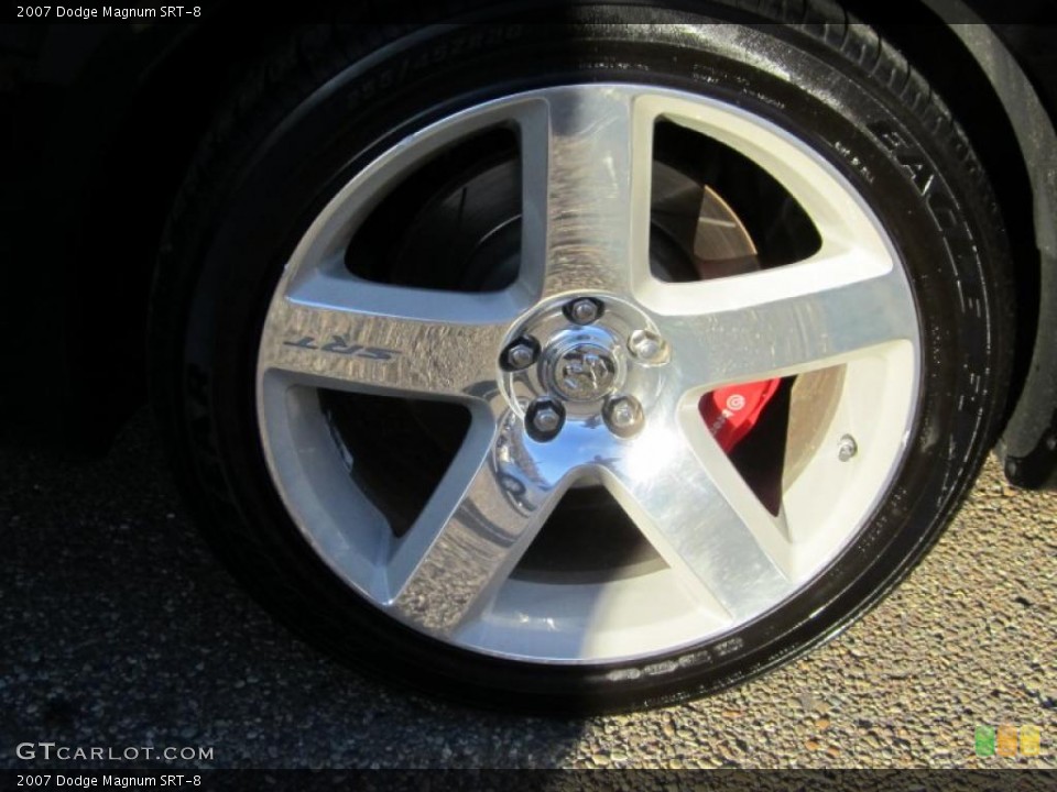 2007 Dodge Magnum SRT-8 Wheel and Tire Photo #38884301