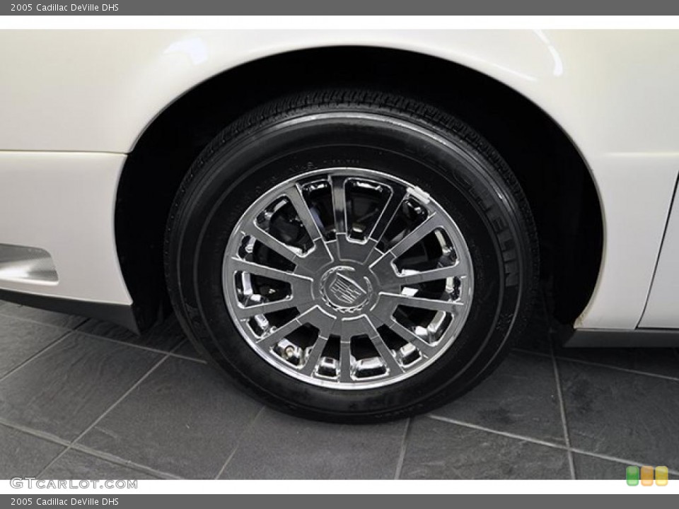 2005 Cadillac DeVille DHS Wheel and Tire Photo #38886533