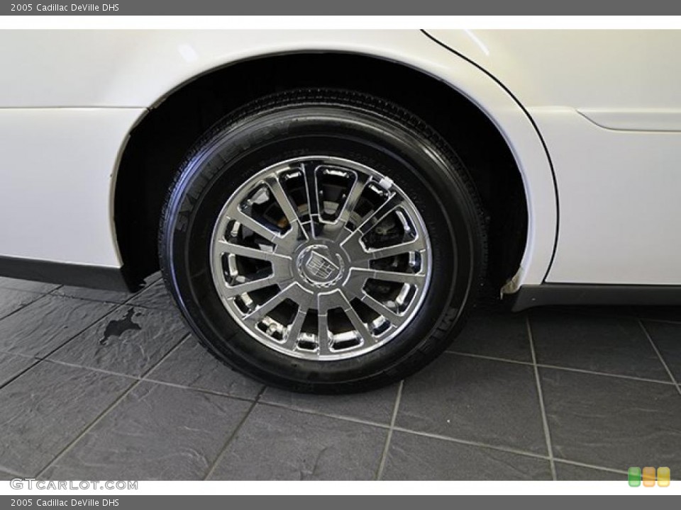 2005 Cadillac DeVille DHS Wheel and Tire Photo #38886581