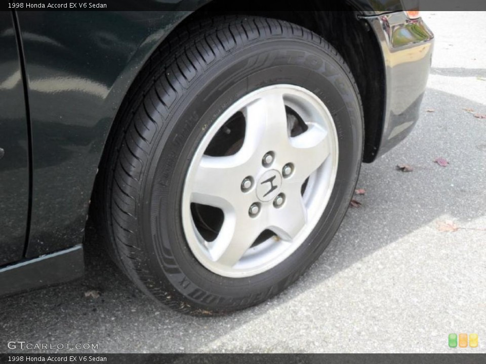 1998 Honda Accord EX V6 Sedan Wheel and Tire Photo #38889482