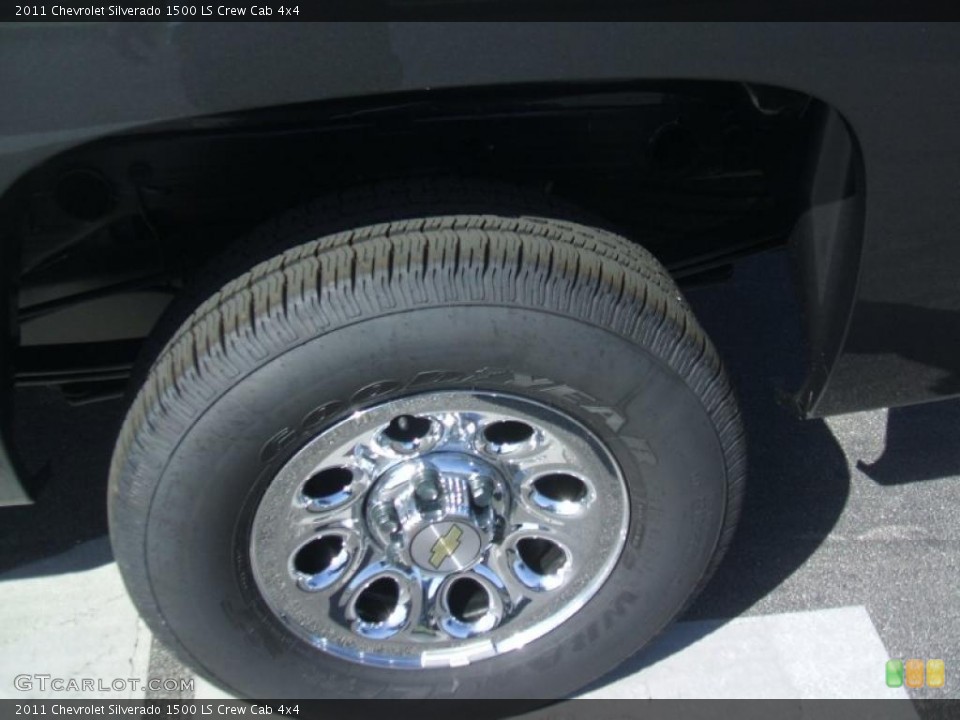 2011 Chevrolet Silverado 1500 LS Crew Cab 4x4 Wheel and Tire Photo #38892630