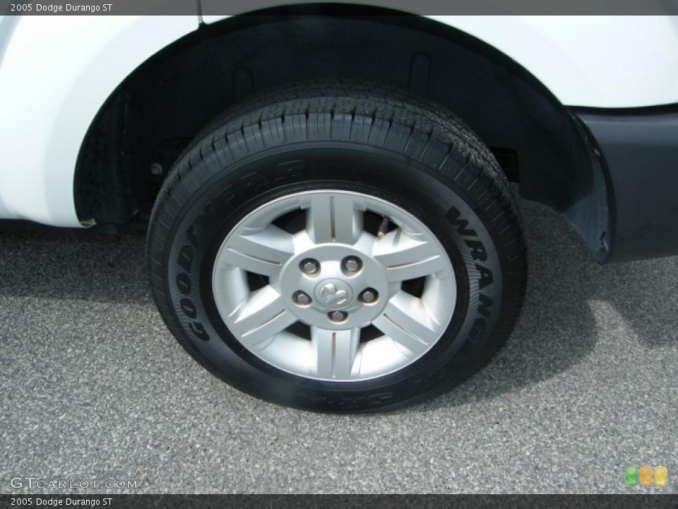 2005 Dodge Durango ST Wheel and Tire Photo #38915954