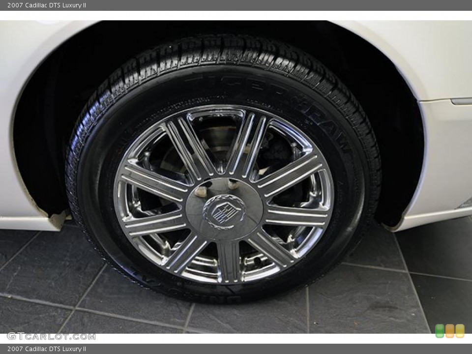 2007 Cadillac DTS Luxury II Wheel and Tire Photo #38923230