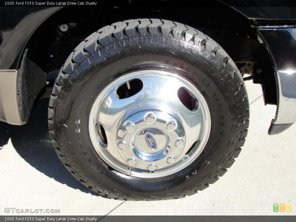 2005 Ford F350 Super Duty Lariat Crew Cab Dually Wheel and Tire Photo #38928586