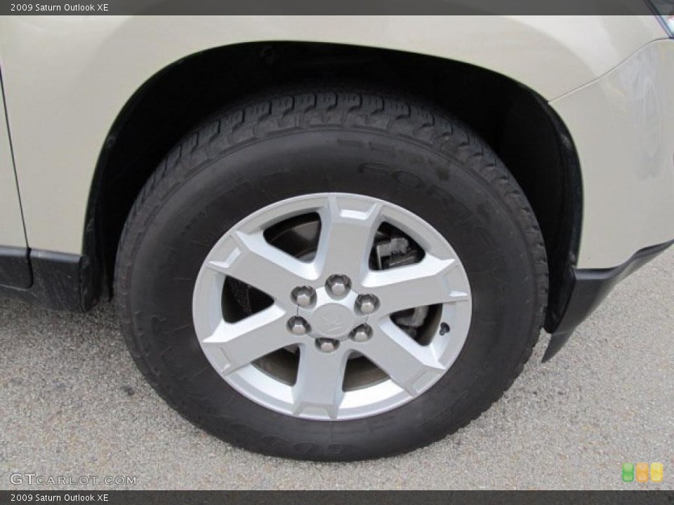 2009 Saturn Outlook XE Wheel and Tire Photo #38939230