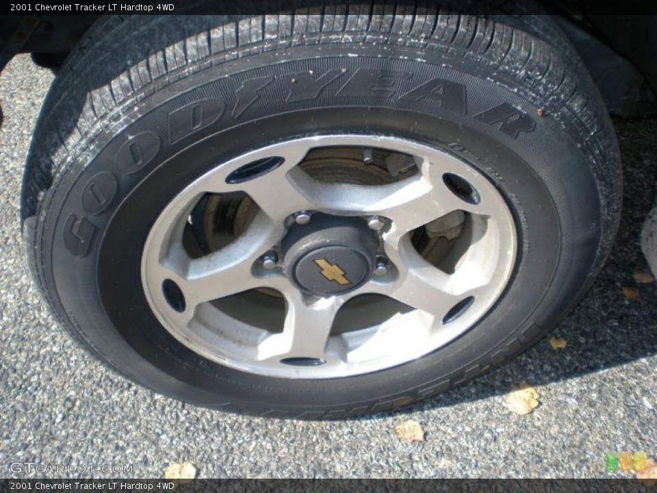 2001 Chevrolet Tracker LT Hardtop 4WD Wheel and Tire Photo #38939858