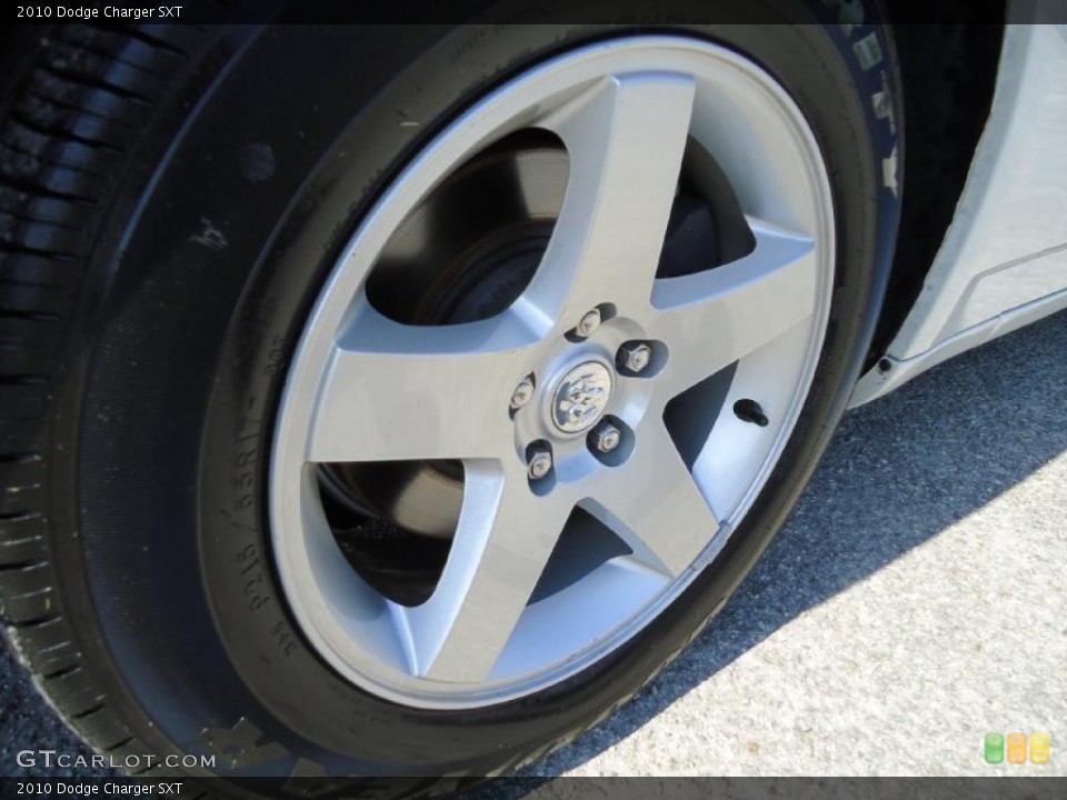 2010 Dodge Charger SXT Wheel and Tire Photo #38956694