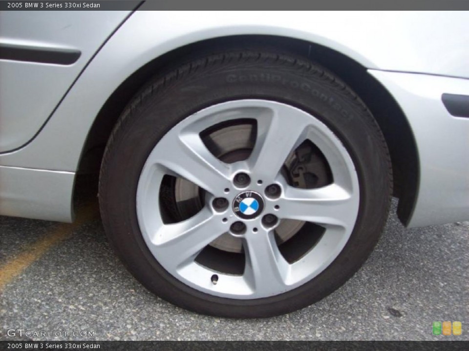 2005 BMW 3 Series 330xi Sedan Wheel and Tire Photo #38988281