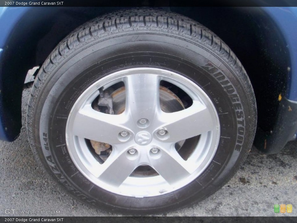 2007 Dodge Grand Caravan SXT Wheel and Tire Photo #38988537
