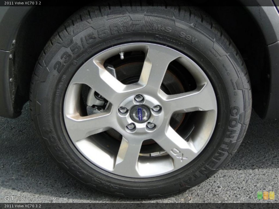 2011 Volvo XC70 3.2 Wheel and Tire Photo #38995978