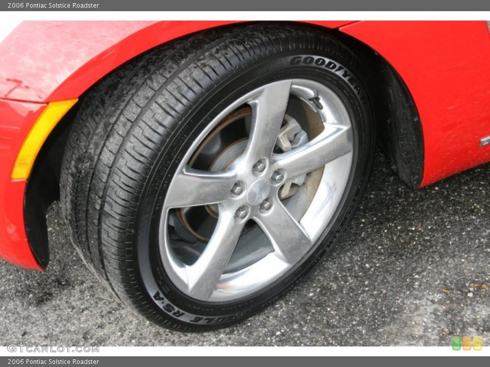 2006 Pontiac Solstice Roadster Wheel and Tire Photo #39005178