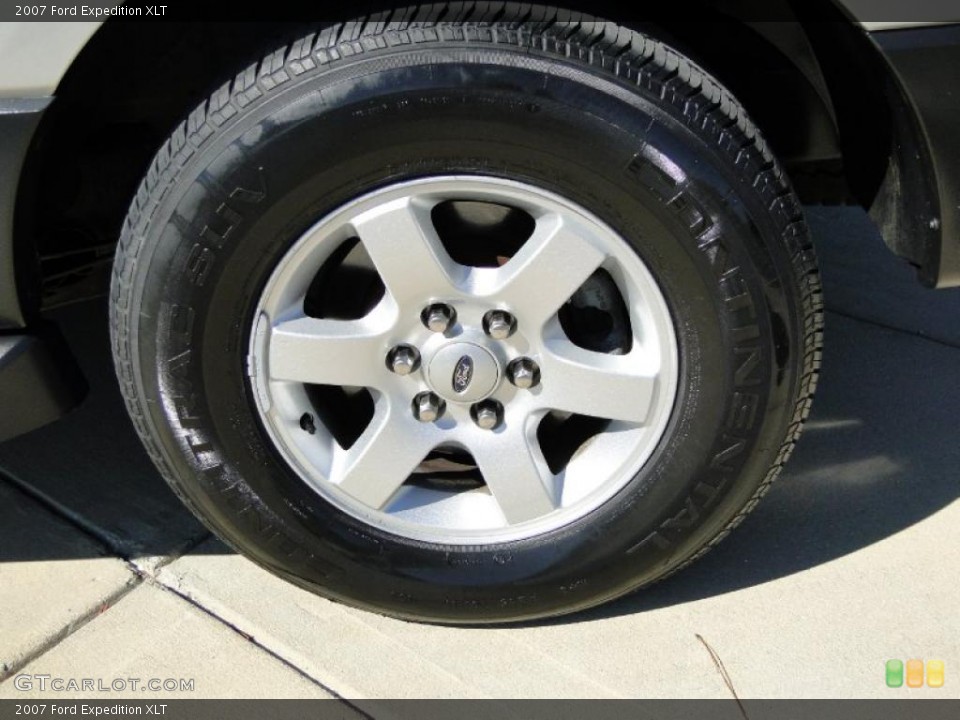 2007 Ford Expedition XLT Wheel and Tire Photo #39026499