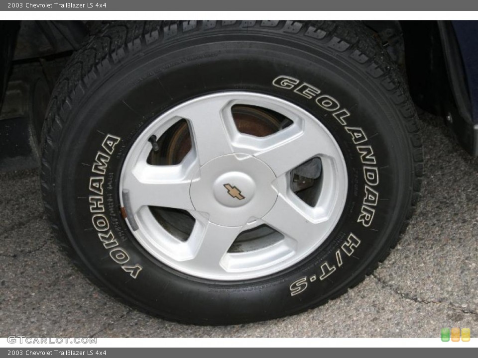 2003 Chevrolet TrailBlazer LS 4x4 Wheel and Tire Photo #39045204