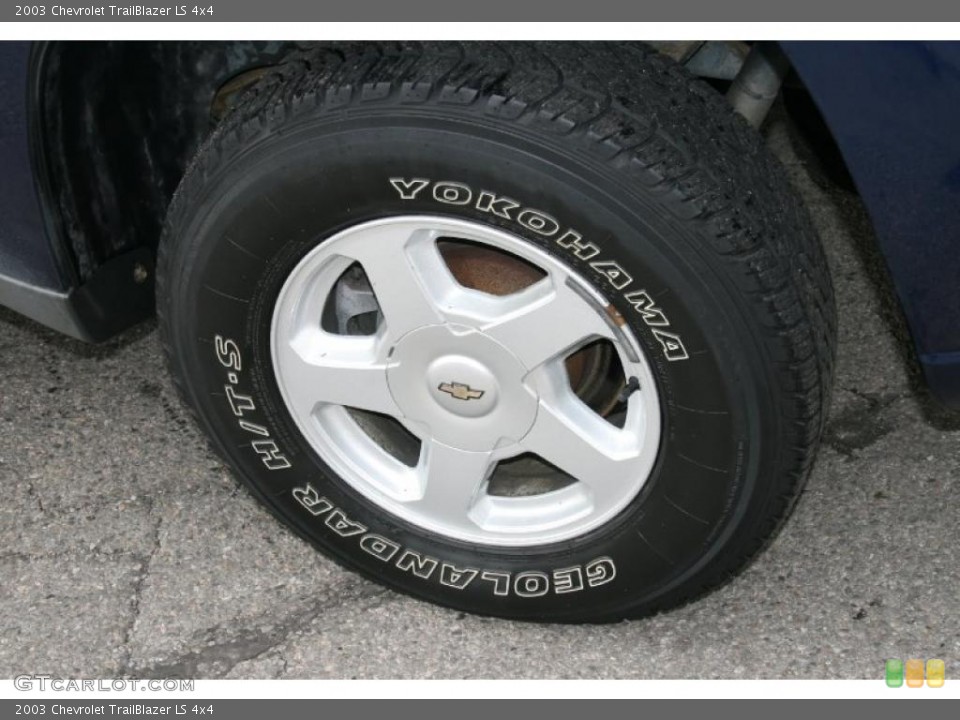 2003 Chevrolet TrailBlazer LS 4x4 Wheel and Tire Photo #39045220