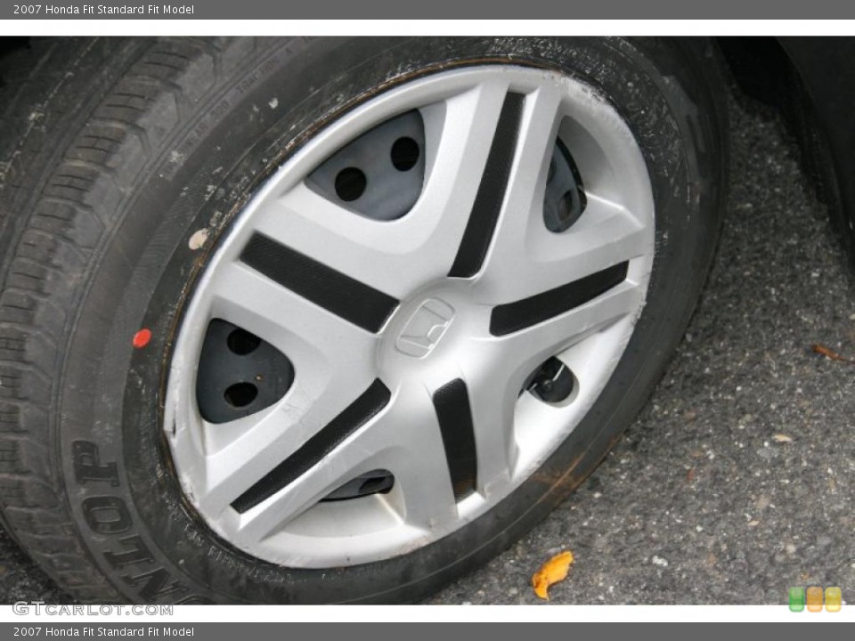 2007 Honda Fit  Wheel and Tire Photo #39055268
