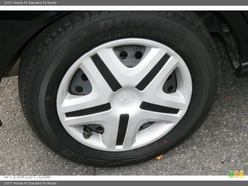 2007 Honda Fit  Wheel and Tire Photo #39055288