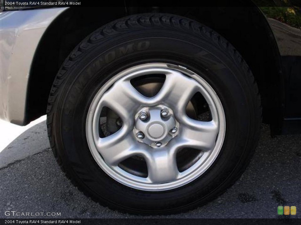 2004 Toyota RAV4  Wheel and Tire Photo #39055992