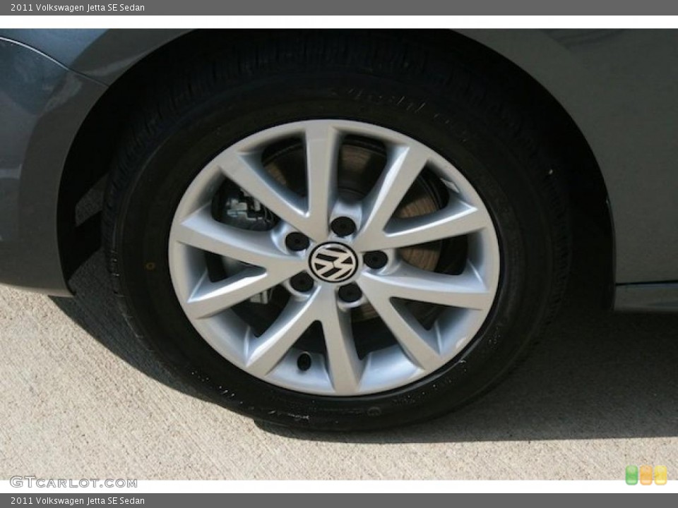 2011 Volkswagen Jetta SE Sedan Wheel and Tire Photo #39057940