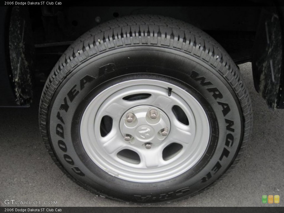 2006 Dodge Dakota ST Club Cab Wheel and Tire Photo #39060767