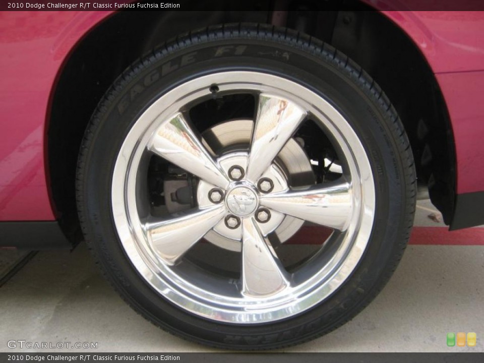 2010 Dodge Challenger R/T Classic Furious Fuchsia Edition Wheel and Tire Photo #39064327