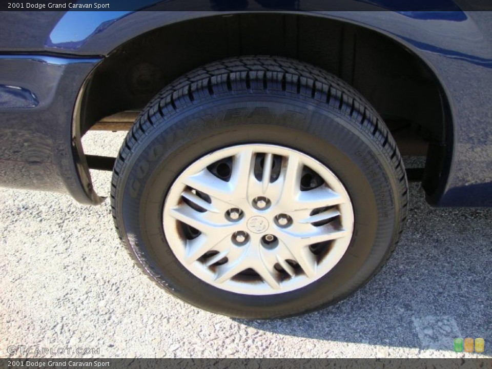 2001 Dodge Grand Caravan Sport Wheel and Tire Photo #39071080