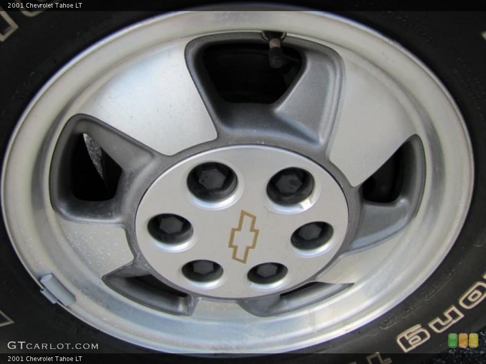 2001 Chevrolet Tahoe LT Wheel and Tire Photo #39072667