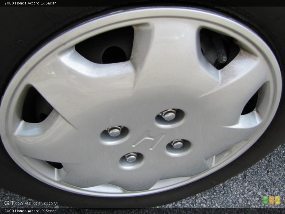 2000 Honda Accord LX Sedan Wheel and Tire Photo #39073347