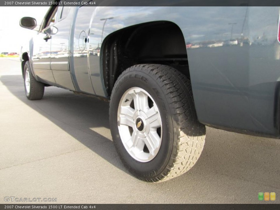 2007 Chevrolet Silverado 1500 LT Extended Cab 4x4 Wheel and Tire Photo #39085589
