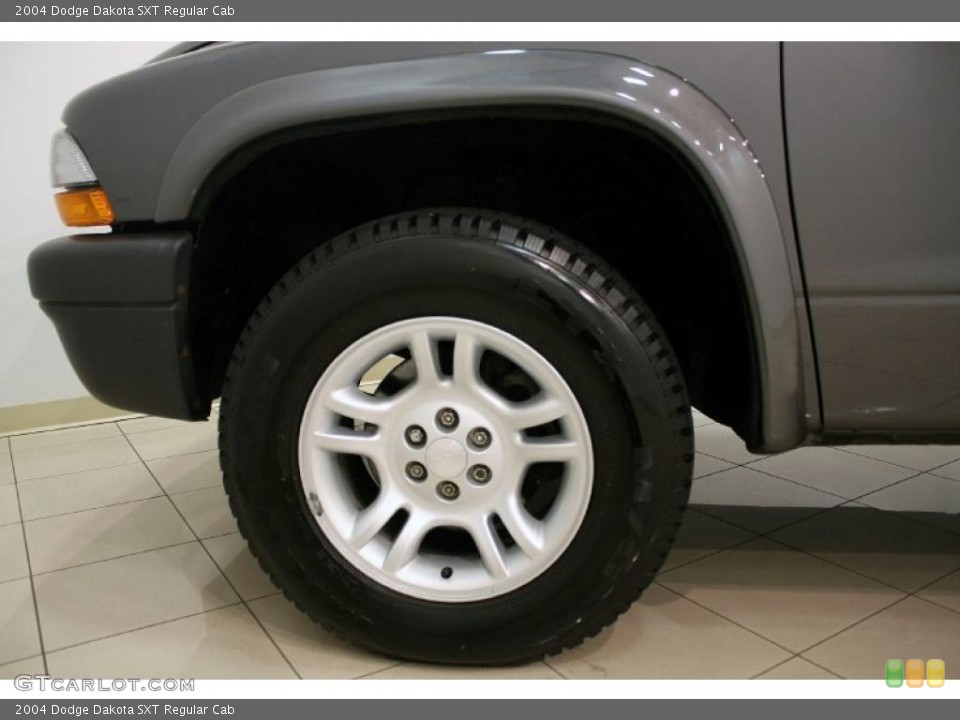2004 Dodge Dakota SXT Regular Cab Wheel and Tire Photo #39090818