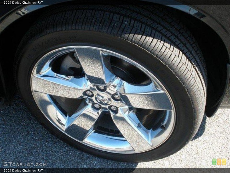 2009 Dodge Challenger R/T Wheel and Tire Photo #39100874