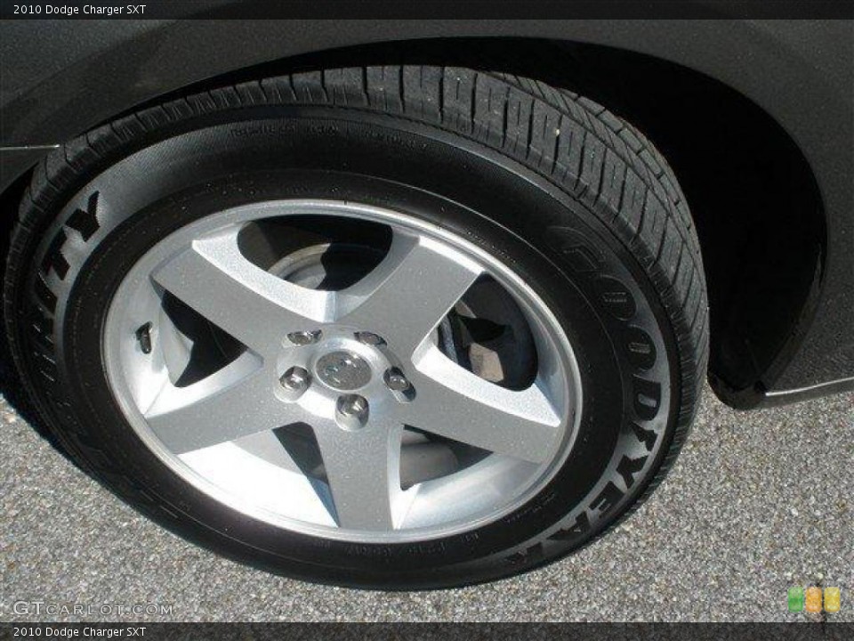 2010 Dodge Charger SXT Wheel and Tire Photo #39101782