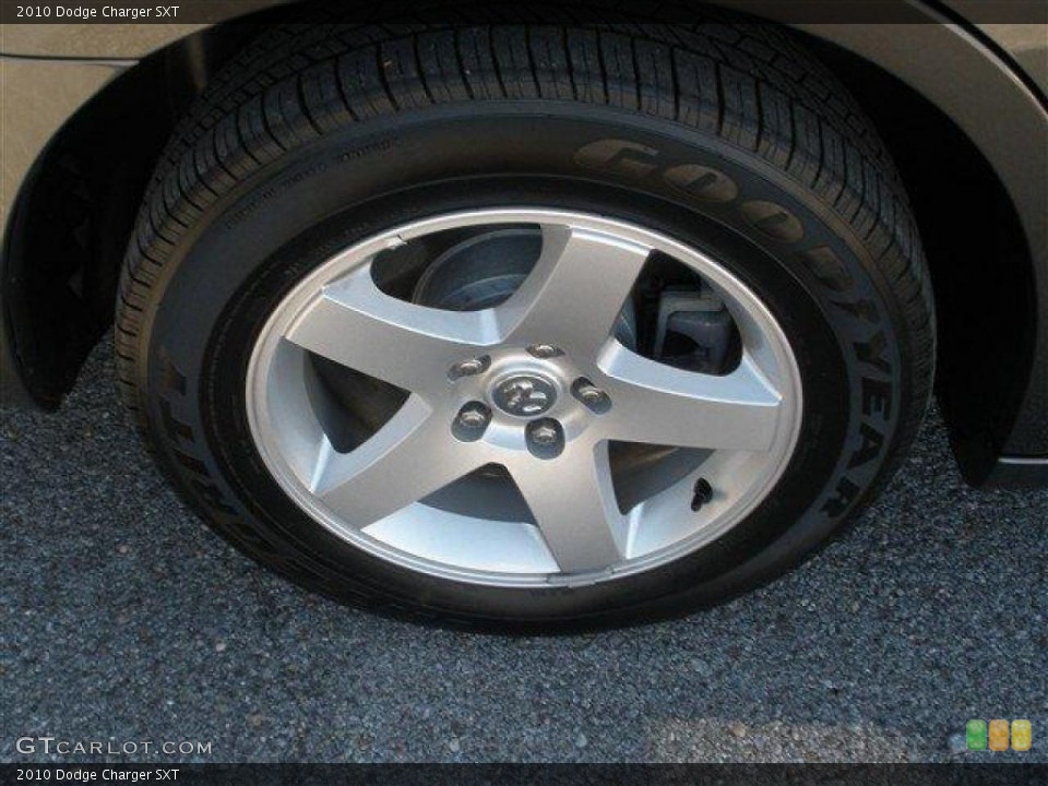 2010 Dodge Charger SXT Wheel and Tire Photo #39101818