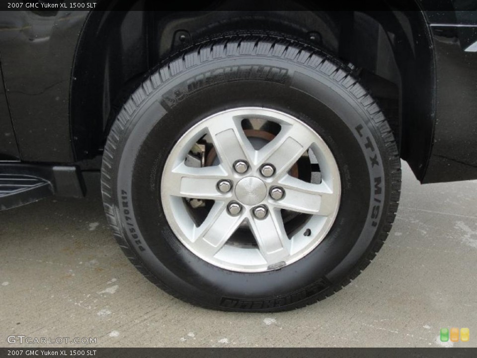 2007 GMC Yukon XL 1500 SLT Wheel and Tire Photo #39109161