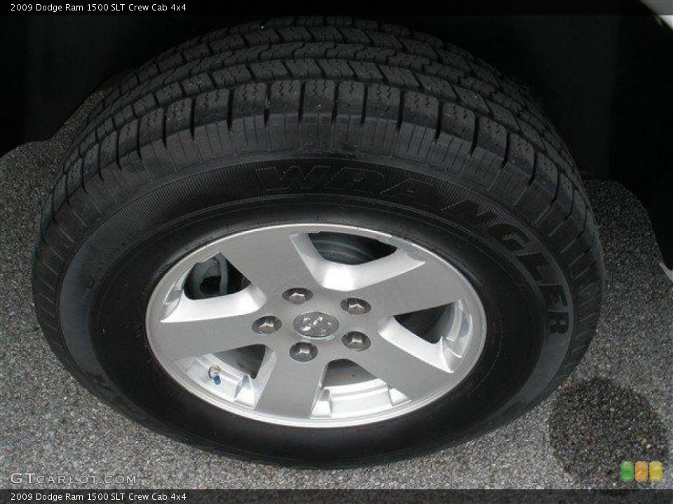 2009 Dodge Ram 1500 SLT Crew Cab 4x4 Wheel and Tire Photo #39110601
