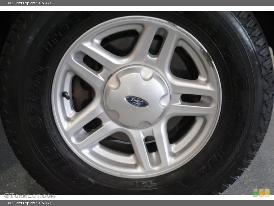 2002 Ford Explorer XLS 4x4 Wheel and Tire Photo #39110649
