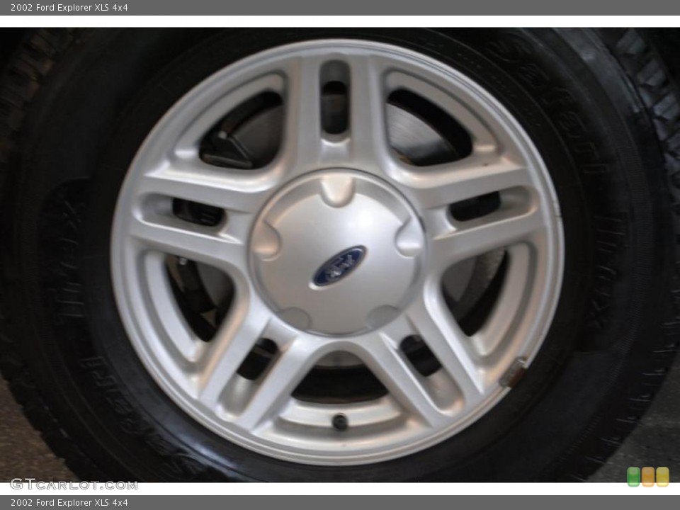 2002 Ford Explorer XLS 4x4 Wheel and Tire Photo #39110661