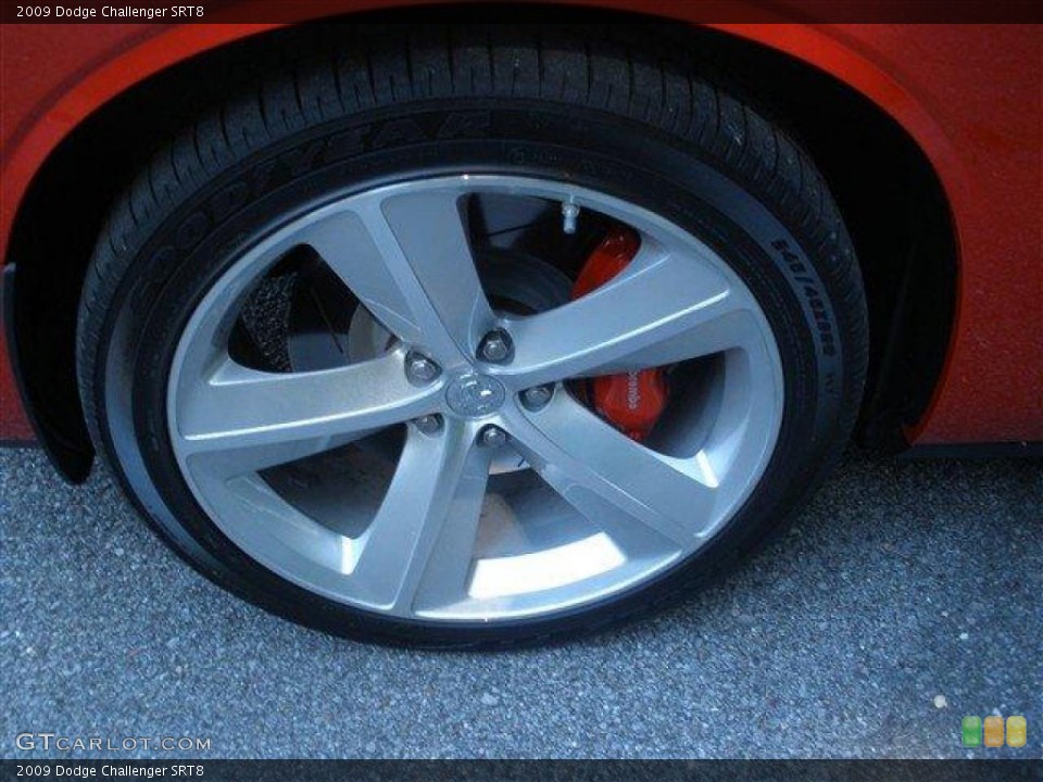 2009 Dodge Challenger SRT8 Wheel and Tire Photo #39113836