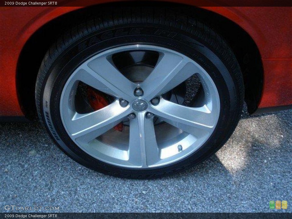 2009 Dodge Challenger SRT8 Wheel and Tire Photo #39113860