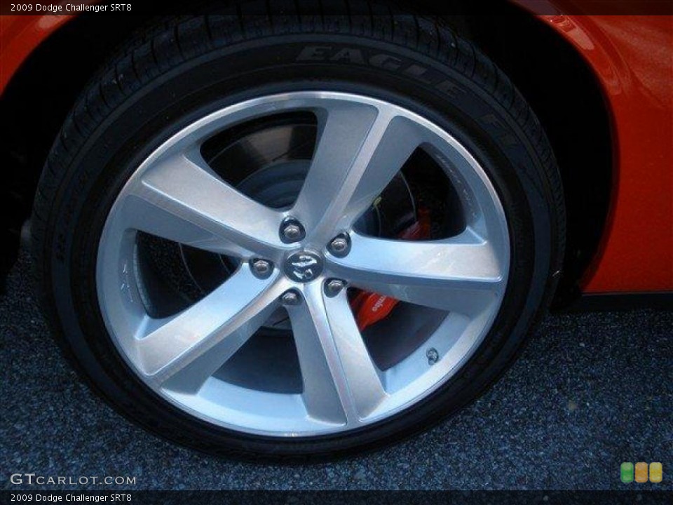 2009 Dodge Challenger SRT8 Wheel and Tire Photo #39113872