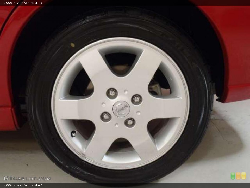 2006 Nissan Sentra SE-R Wheel and Tire Photo #39124279
