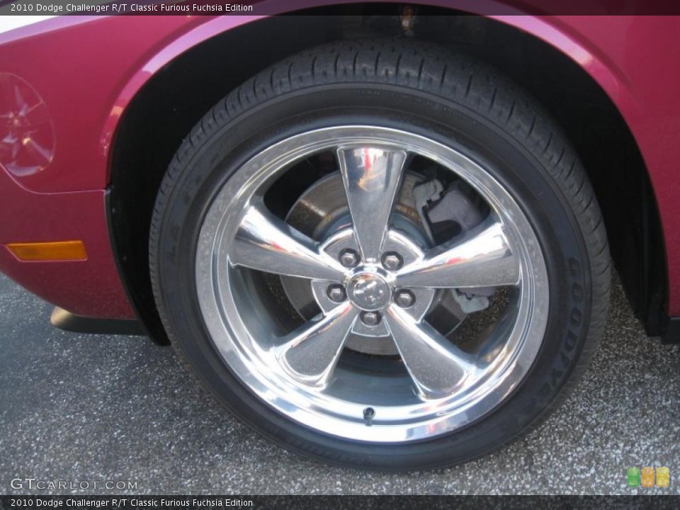 2010 Dodge Challenger R/T Classic Furious Fuchsia Edition Wheel and Tire Photo #39132035