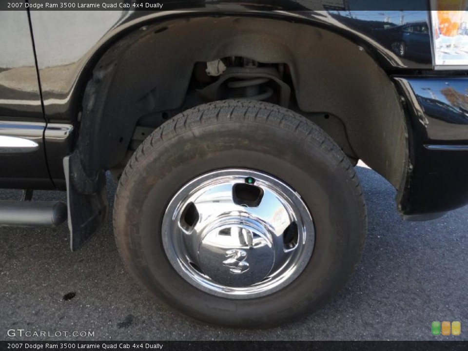 2007 Dodge Ram 3500 Laramie Quad Cab 4x4 Dually Wheel and Tire Photo #39133763