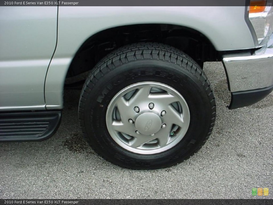 2010 Ford E Series Van E350 XLT Passenger Wheel and Tire Photo #39142498