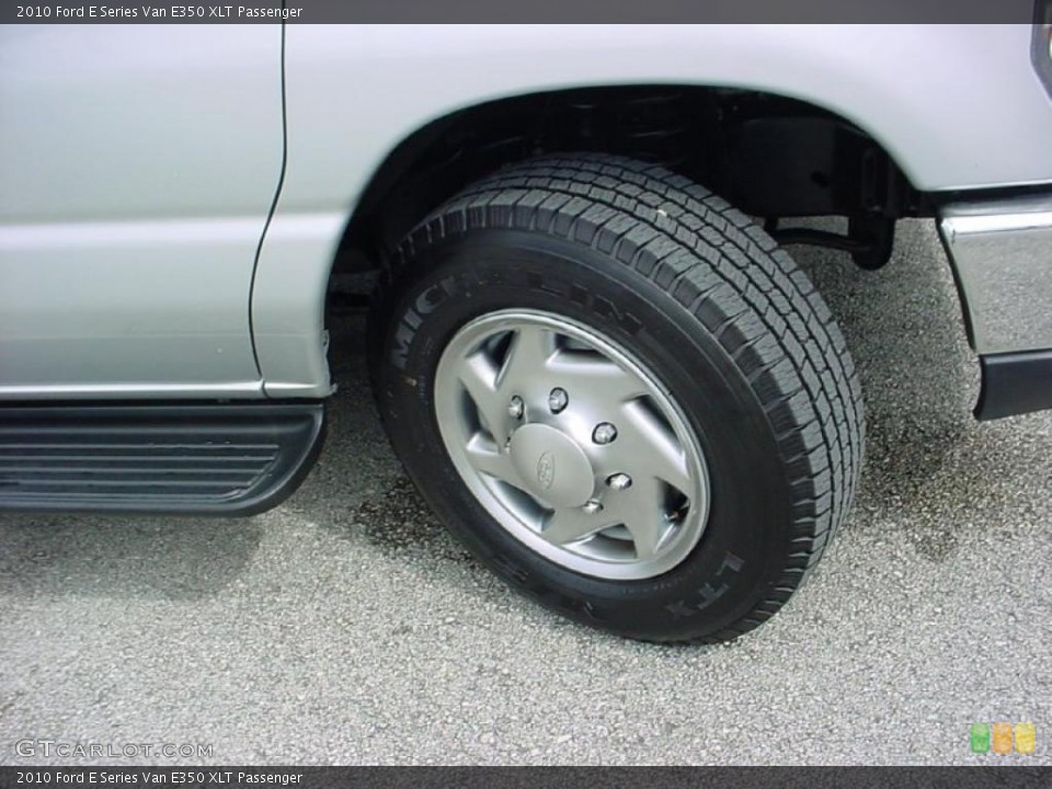2010 Ford E Series Van E350 XLT Passenger Wheel and Tire Photo #39142834